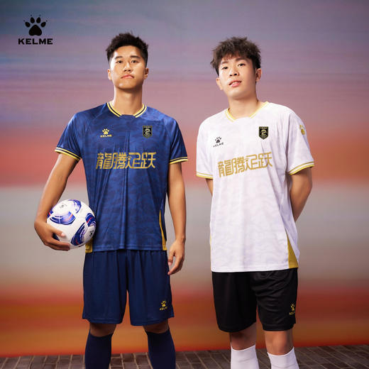 卡尔美2024新款龙年系列足球服套装 商品图3