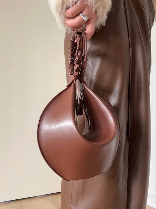 FORMS｜Fortune Cookie 意大利牛皮手拎包【 纯色系 3色可选 】 商品图11