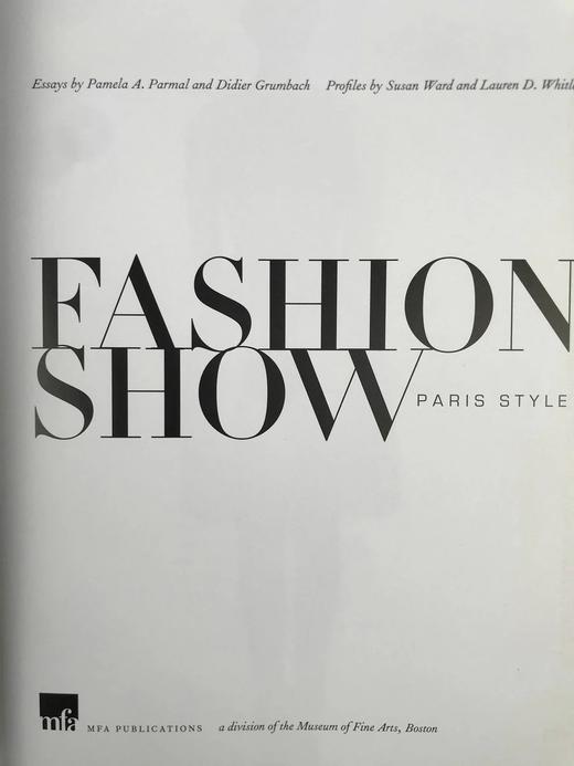 时装秀：巴黎风格 145幅插图 精装大16开 商品图3