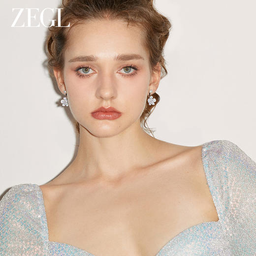 ZEGL花朵人造珍珠耳环女2024新款爆款高级感春夏耳钉气质银针耳饰 商品图3