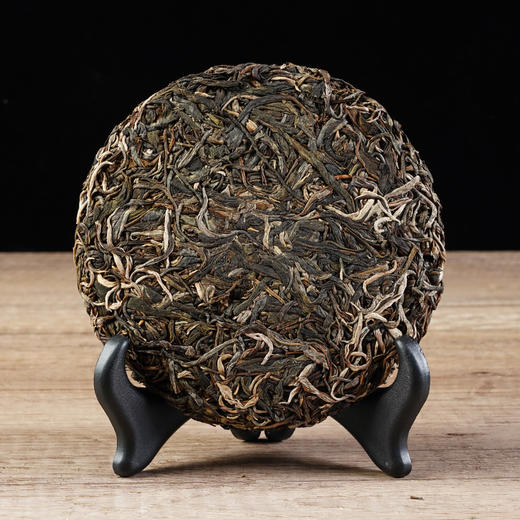 【不足20饼】12月11日上午九点【积分兑换价：130元+50积分】【熊猫普洱青饼】2016年云南易武拼配普洱茶生茶357克/饼 商品图2