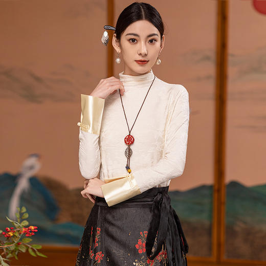 HRWZ242059 提花打底衣女2024春季上新气质时尚新中式风立领防风修身显瘦上衣 商品图0