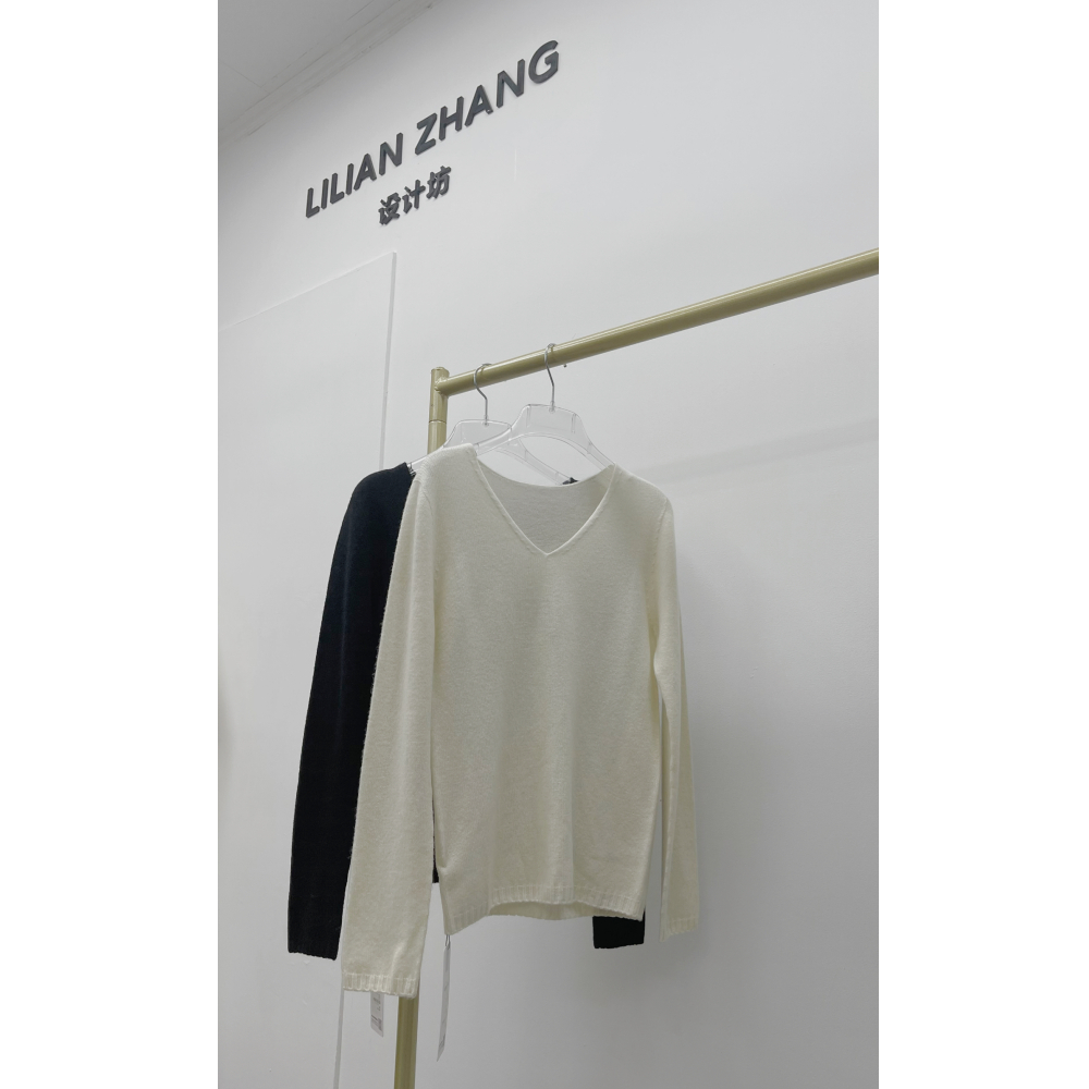 淑女风V领羊毛打底衫  - 优雅百搭时尚宽松纯色套头毛衣 2208002