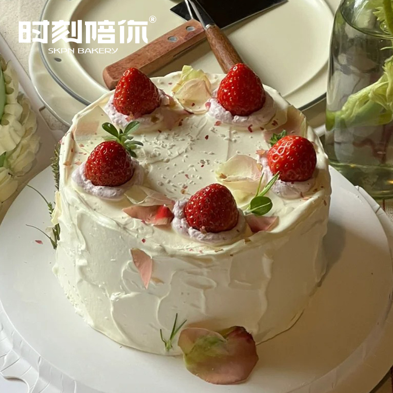 草莓卡布奇诺 动物奶油生日蛋糕