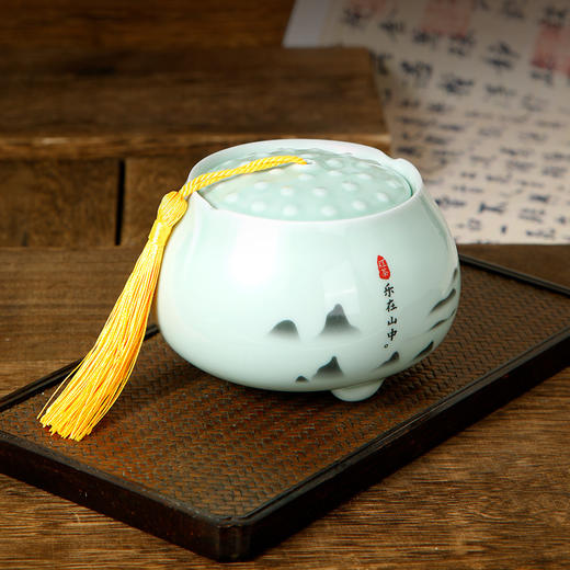 正山堂 陶瓷圆形茶叶罐 瓷都德化密封储存茶叶 500ml茶具 商品图5