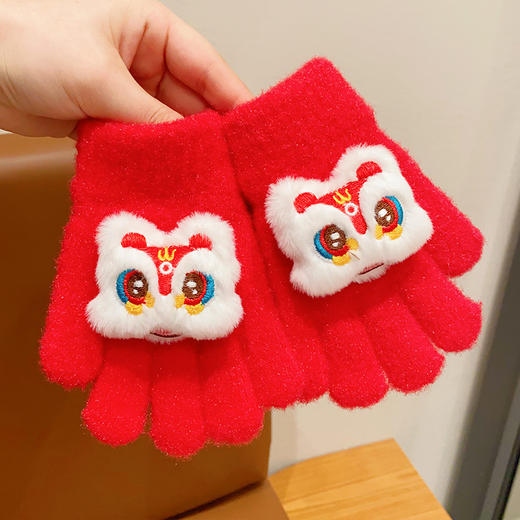 【柔软亲肤，手感软糯！】2024新年创意醒狮五指套，儿童龙年卡通连指套，女童喜庆加绒保暖手套! 商品图10