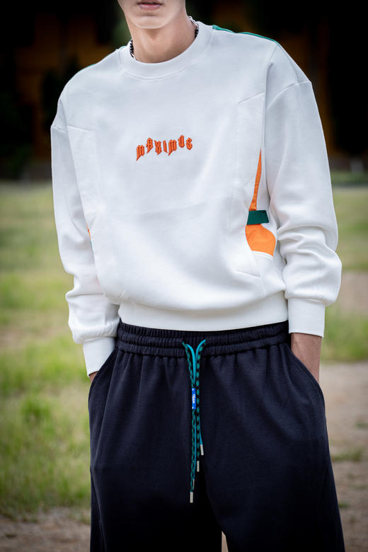 W332164170潮流色彩圆领卫衣 商品图1