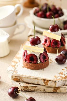 开心果车厘子塔