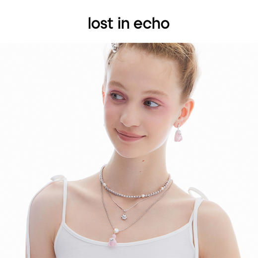 lost in echo2023秋冬新品Yetti小怪兽玩⽓球植绒三层项链叠戴 商品图4