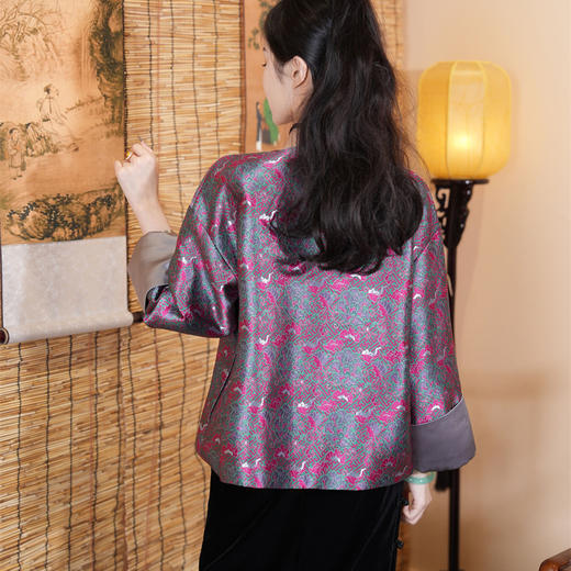 FLZD-A9595秋季新款高端宋锦面料新中式斜襟盘扣风衣外套宽松时尚女个性上衣 商品图2