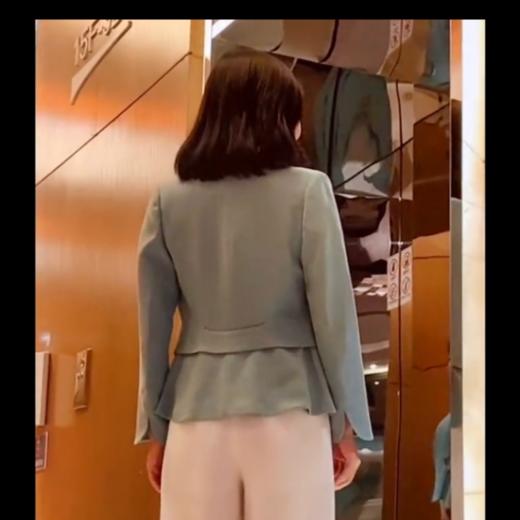 设计感通勤气质显瘦修身波浪摆一粒扣休闲风正肩长袖西装 1905024 商品图4