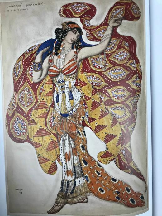 时装秀：巴黎风格 145幅插图 精装大16开 商品图14