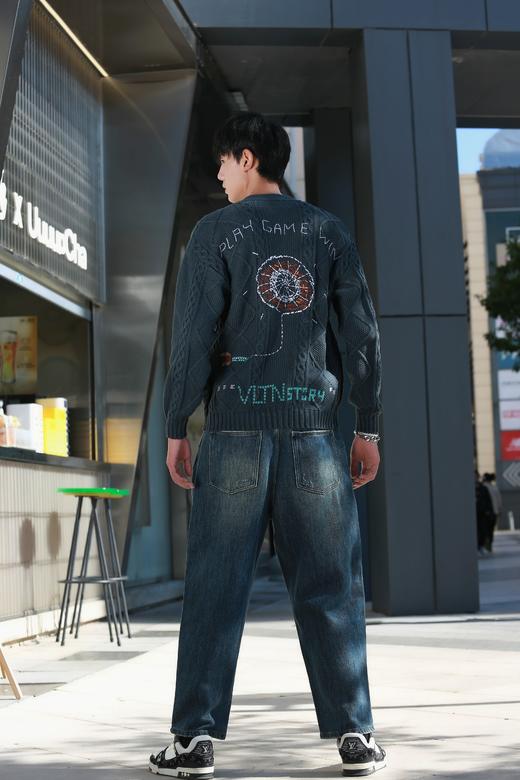 W33394716趣味刺绣针织开衫 商品图6