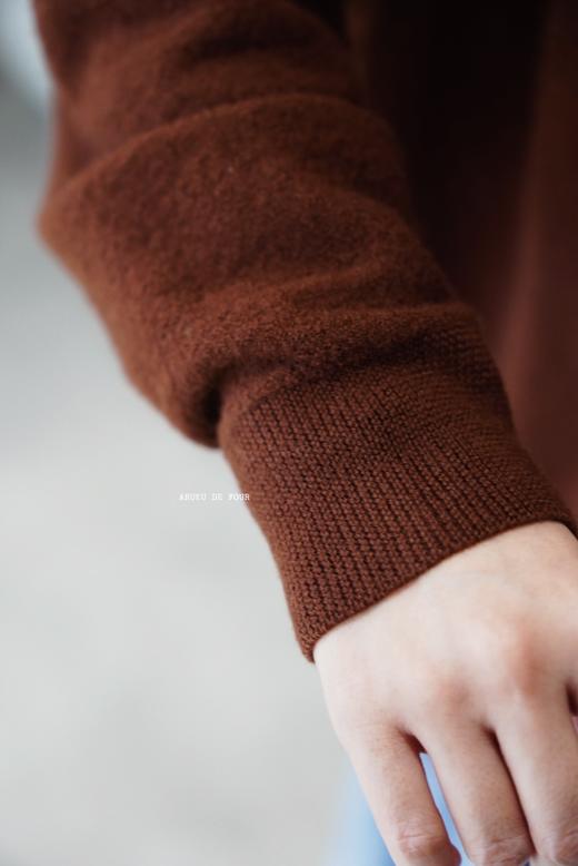 ORDINARY FITS 棕色长袖无领套头毛衣 商品图4