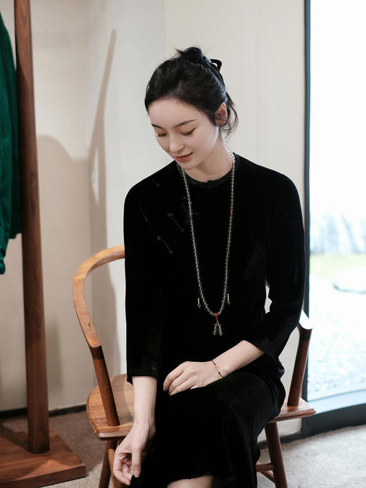 盛唐牡丹 |黑色丝绒斜襟长裙 商品图8