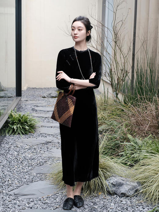 盛唐牡丹 |黑色丝绒斜襟长裙 商品图5