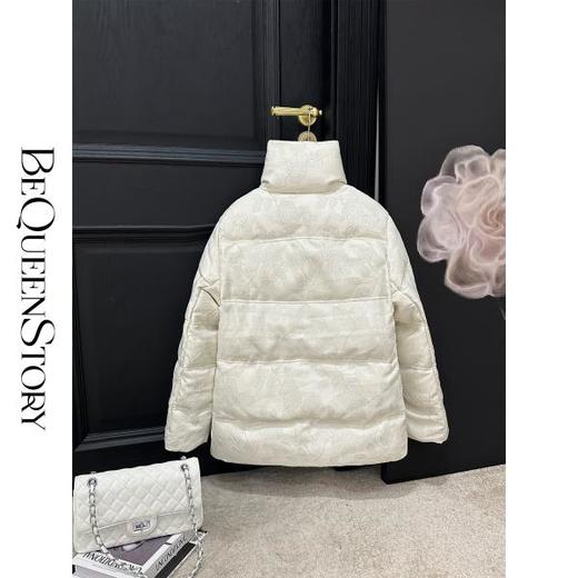 【七夕福利，不退不换】【雪中春信】国风刺绣手工盘扣保暖立领白鸭绒外套女装 商品图2