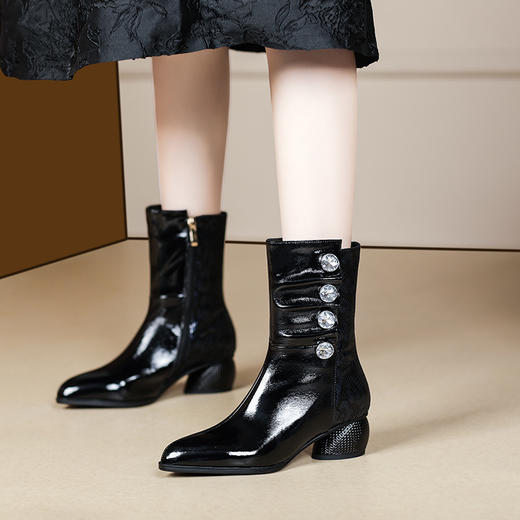 OLD-D118-2秋冬新款水钻中筒靴粗跟女时尚圆头中跟显瘦侧拉链短靴气质马丁靴 商品图1