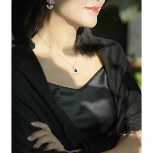 贵人牌：奢牌吉祥扇+四叶草  | 红绿宝、紫水晶项链、耳钉 商品图4