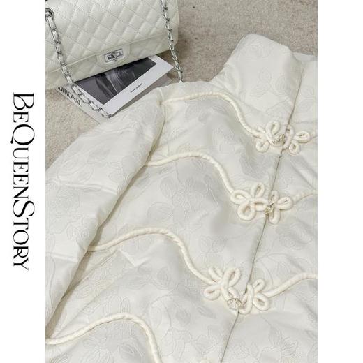 【七夕福利，不退不换】【雪中春信】国风刺绣手工盘扣保暖立领白鸭绒外套女装 商品图3