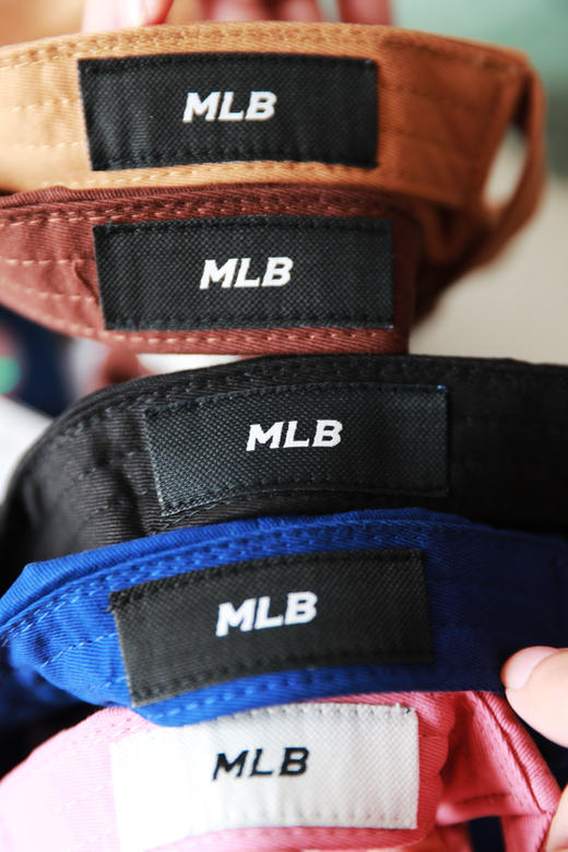 39000韩元一顶，出口首尔。基础字母刺绣软顶情侣款棒球帽A010722 商品图1