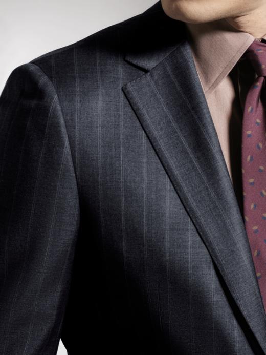 Stylbiella Super 120's 澳洲美丽诺羊毛自然纬弹中灰色宽条纹全麻衬套装 商品图1