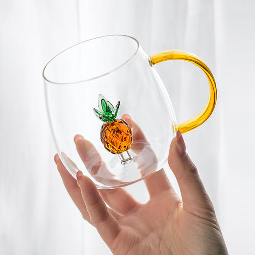 【清仓折扣】伽罗 JALO 彩色内饰几何刻花高硼玻璃杯马克杯冷水壶 商品图3