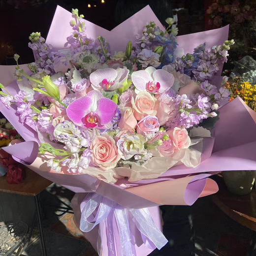 【蝶舞翩翩】紫色系时尚高端大花束 商品图0