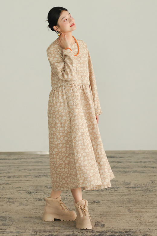 绽放027朵/米黄色雏菊叶子提花浪漫老钱风宽松长袖文艺棉麻连衣裙 商品图5