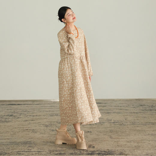 绽放027朵/米黄色雏菊叶子提花浪漫老钱风宽松长袖文艺棉麻连衣裙 商品图0