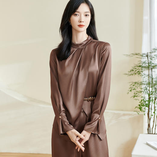 剩L/XL 米思阳【醋纤衬衫】2026春季新款时尚高级感不规则开叉设计衬衣女0091 商品图2