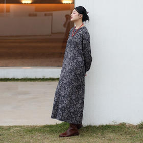 绽放043朵/文艺复古高端缠枝纹印花清冷气质中长款长袖棉麻连衣裙