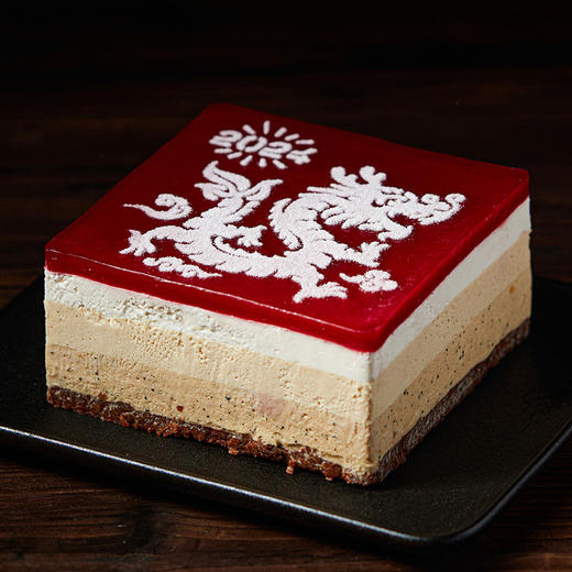 龙年  黑松露慕斯蛋糕 巧克力榛子脆皮 商品图0