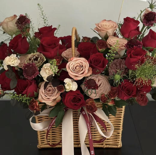 【落日晚霞】红玫瑰➕卡布奇诺➕桔梗，高端大气时尚花篮 商品图0