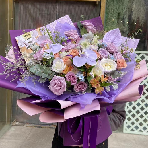 【紫气东来】紫色系时尚海派大花束 商品图0