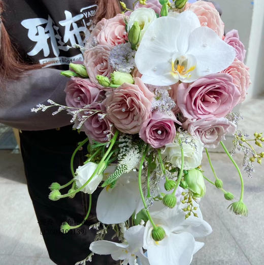 【唯你心动，不止一次】卡布奇诺➕蝴蝶兰水滴形手捧花 商品图2