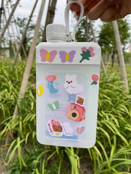 【积分兑换】随浙江仓订单一起发！老客福利！透明塑料水壶（配赠可爱贴纸）还能DIY哦～ 商品图0