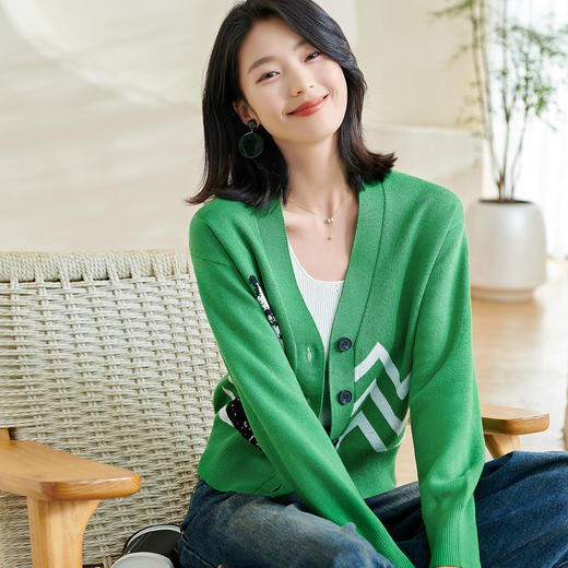 米思2026春季新款休闲别致针织短外套印花宽松弹力保暖上衣女0433 商品图1