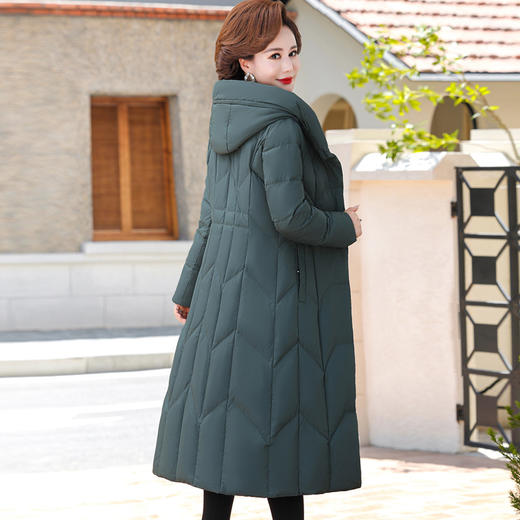 HXX 23898羽绒服过膝加厚时尚妈妈装修身连帽保暖外套 商品图3