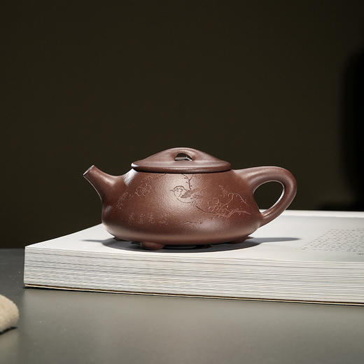 顾景舟复刻紫砂壶  非遗传承人亲制 『景舟石瓢』 2800万拍品原版复刻 宜兴原矿紫砂壶 收藏紫砂艺术品 手工制作 一比一复刻 双刀刻绘 商品图3