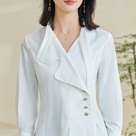 米思阳2024春季新款时尚设计感白色衬衫飘带不规则v领上衣女0240 商品图4