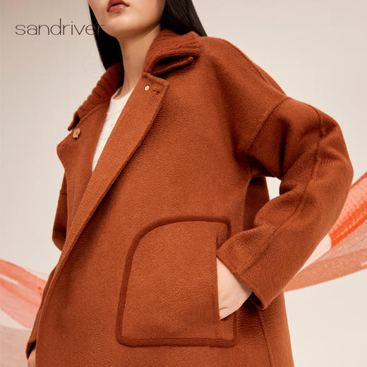 针梭相拼羊绒呢女大衣SJF95W344N 商品图2