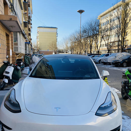 特斯拉 Model 3 标准续航后驱升级版【长租-北京】 商品图1