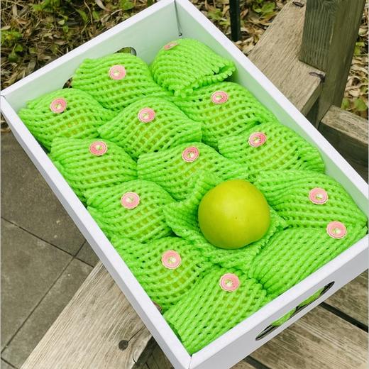 🌹云南苹果牛奶枣，长得一般味道超乎想象，酥嫩滑，一颗几口没了，啃完比吃西瓜还爽有人说她是 “一枣三味”，同时有着枣、苹果、雪梨的味道，像苹果一样清脆、和雪梨一样多汁、还有枣的香味～💚🌹🌹 商品图4