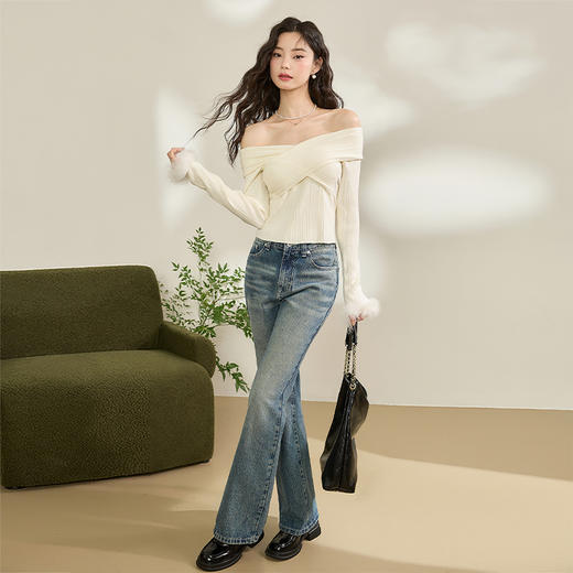 西遇交叉扭结一字肩针织上衣新款甜辣软糯纯欲内搭上衣D0140005 商品图1