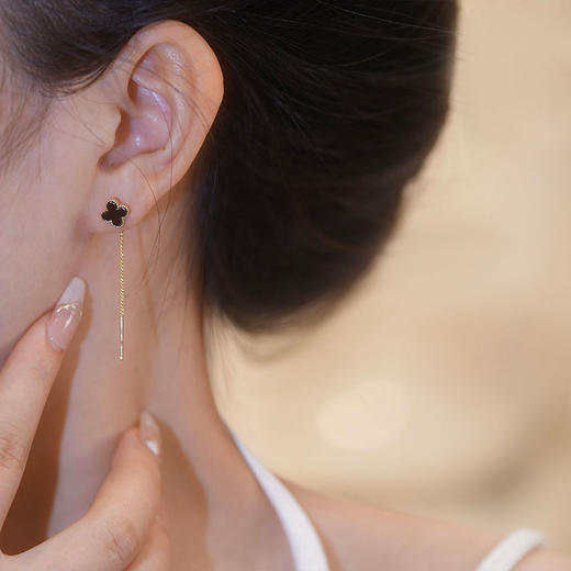 【新潮高级感，轻奢爆款！】四叶草耳线轻奢精致小巧耳钉，高级小众设计感简约气质女，时尚百搭长款链条流苏耳饰！ 商品图5