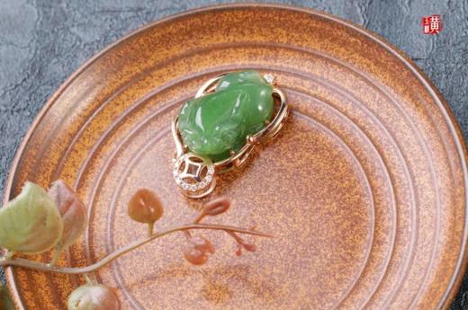 18K金镶钻和田碧玉【招财貔貅】吊坠 商品图2