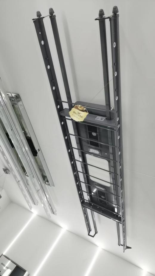 欧派 晾衣架 618侧发光直流+声控 烘干消毒照明 两包装  配长杆 铁灰 商品图0