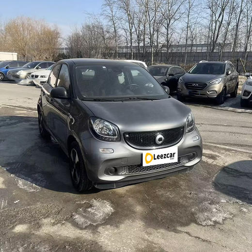smart forfour 1.0L 52千瓦激情版【长租-北京】 商品图2