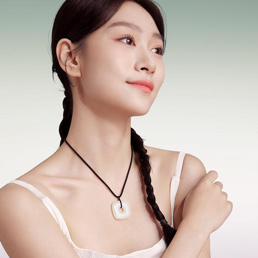 周六福珠宝玉石平安扣吊坠男女和田玉白玉玉坠挂件送人礼物 商品图4